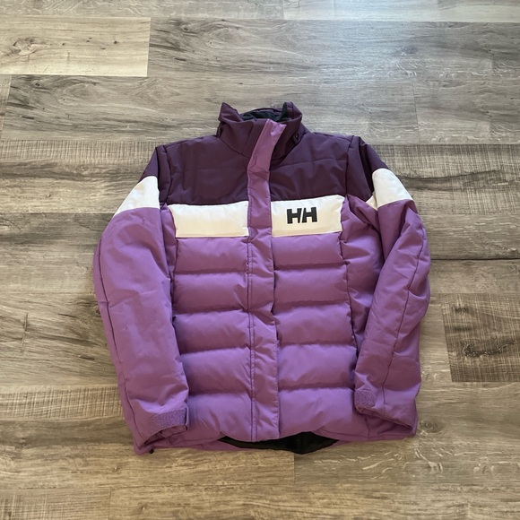 Helly Hansen Jackets & Blazers - Women’s Helly Hansen crushed grape size 176/16 ski jacket